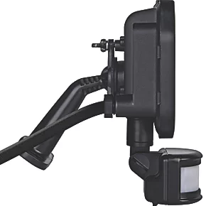 Luceco Castra Outdoor LED Floodlight With PIR Sensor Black 10W 1050lm 4 Luceco Castra Outdoor LED Floodlight With PIR Sensor Black 10W 1050lm - Image 4