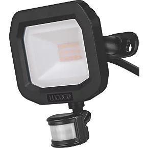 Luceco Castra Outdoor LED Floodlight With PIR Sensor Black 10W 1050lm 1 Luceco Castra Outdoor LED Floodlight With PIR Sensor Black 10W 1050lm