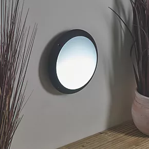 Seran Outdoor Round LED Bulkhead Matt Black 12W 1000lm 5 Seran Outdoor Round LED Bulkhead Matt Black 12W 1000lm - Image 5