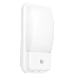 Enlite UtiliteX Outdoor Rectangular LED Security Bulkhead With PIR Sensor White 10W 880lm 1 Enlite UtiliteX Outdoor Rectangular LED Security Bulkhead With PIR Sensor White 10W 880lm